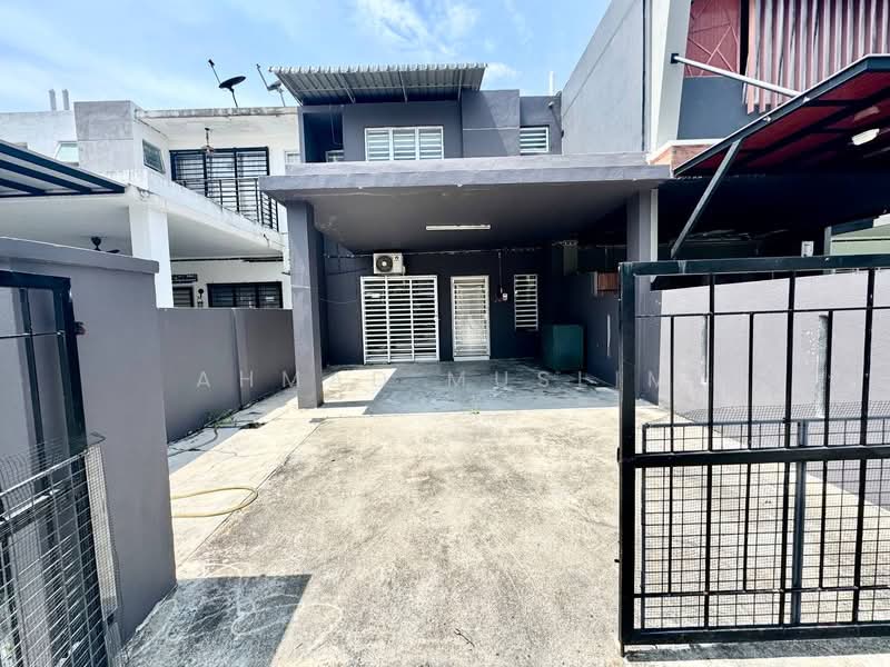 2-storey Terraced House for Sale in Alam Suria (Puncak Alam) - Ahmad Muslim - Exterior - PropertyGuru.com.my