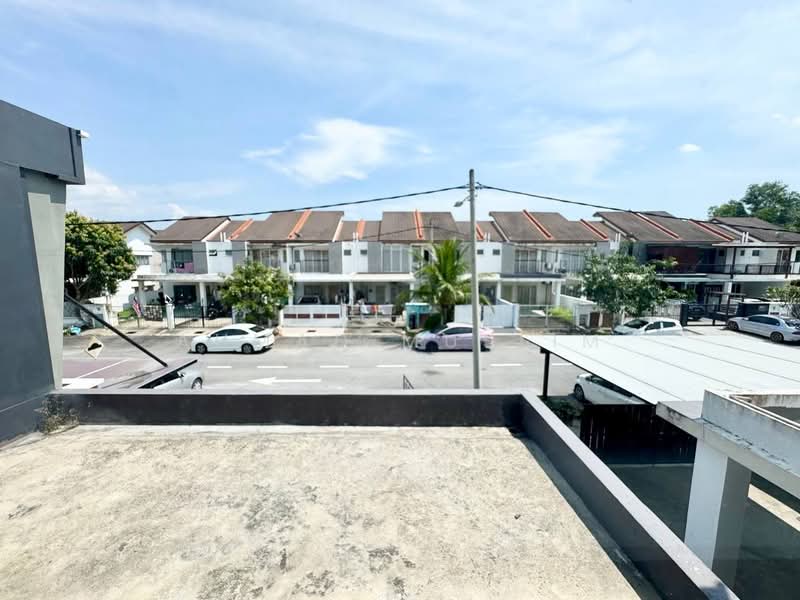 2-storey Terraced House for Sale in Alam Suria (Puncak Alam) - Ahmad Muslim - PropertyGuru.com.my