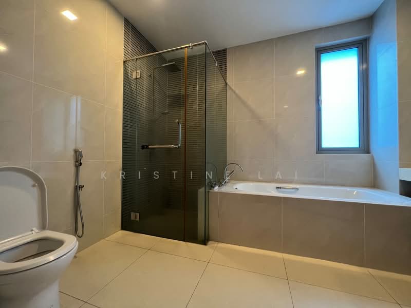 Rumah Berkembar untuk Dijual di Bandar Mahkota Cheras (Cheras) - Kristine Lai - Bathroom - PropertyGuru.com.my