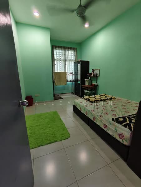 2-storey Terraced House for Sale in Taman Nusa Sentral (Iskandar Puteri (Nusajaya)) - Calley Chin - Bedroom - PropertyGuru.com.my