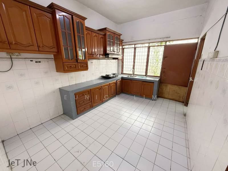 Rumah Teres 2 Tingkat untuk Dijual di Taman Bayu Perdana (Klang) - Eunice Lim - Kitchen - PropertyGuru.com.my