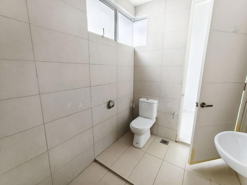 2-storey Terraced House for Sale in Kajang (Selangor) - Fazie Noor - Bathroom - PropertyGuru.com.my