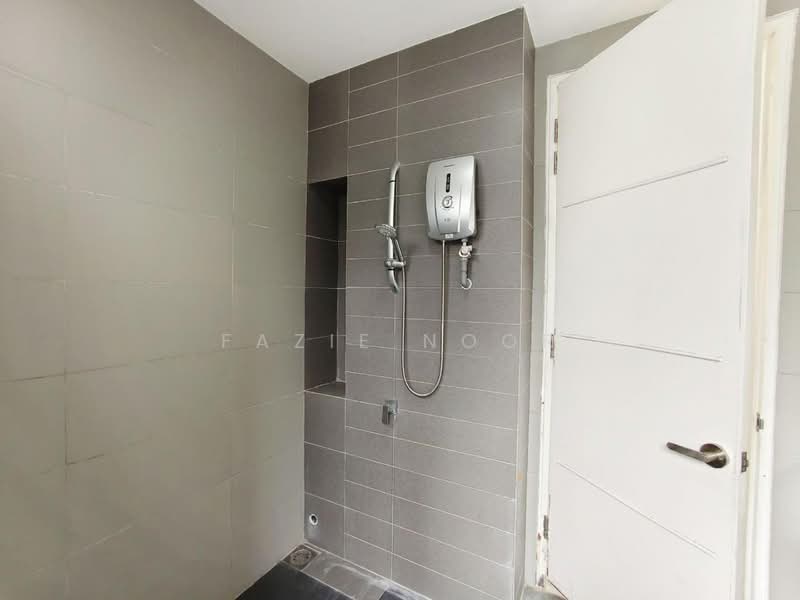 2-storey Terraced House for Sale in Kajang (Selangor) - Fazie Noor - Bathroom - PropertyGuru.com.my