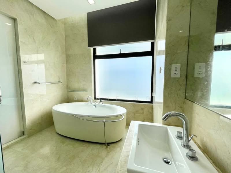 Condominium for Rent at Gallery @ U-Thant - Angie Ng - Bathroom - PropertyGuru.com.my