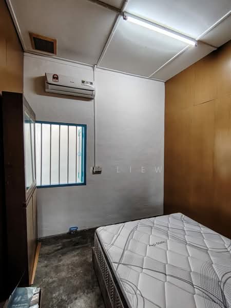 Semi-Detached House for Rent in Kelapa Sawit (Kulai) - Ken Liew - PropertyGuru.com.my