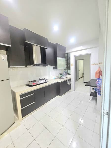 Kondominium untuk Dijual di Casa Tebrau @ Seri Palma - Jessica Boey - Kitchen - PropertyGuru.com.my