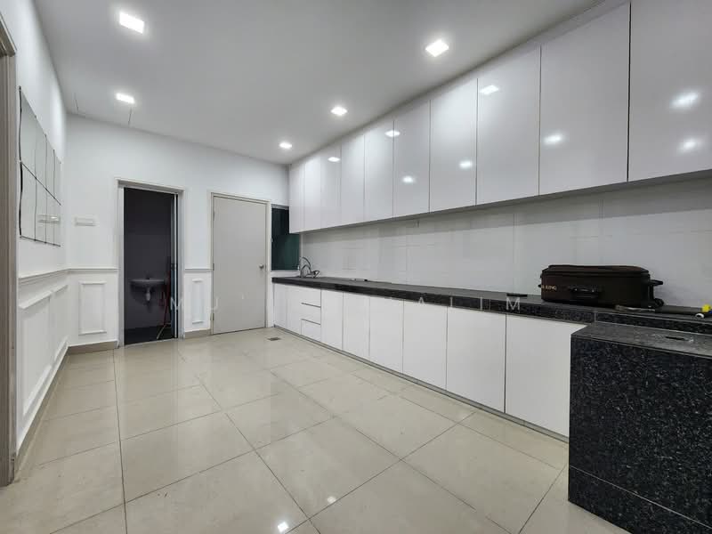 Rumah Teres 2 Tingkat untuk Dijual di Telok Panglima Garang (Selangor) - Mu'izz Halim - Kitchen - PropertyGuru.com.my