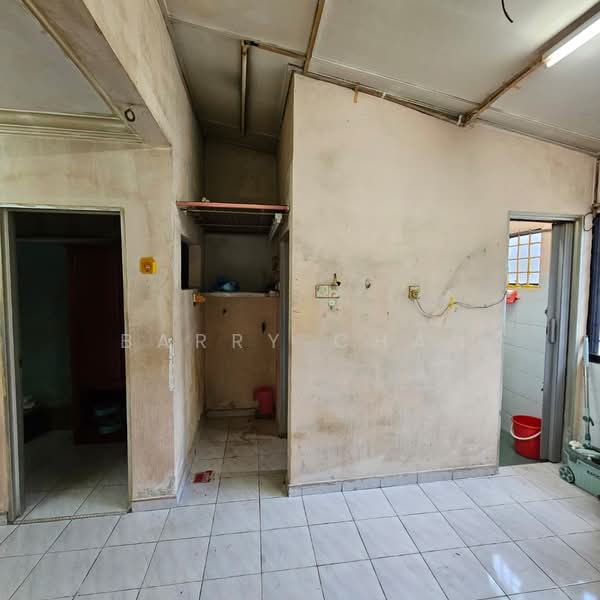 2-storey Terraced House for Sale in Taman Sungai Besi Indah (Seri Kembangan) - BARRY CHAN - Interior - PropertyGuru.com.my