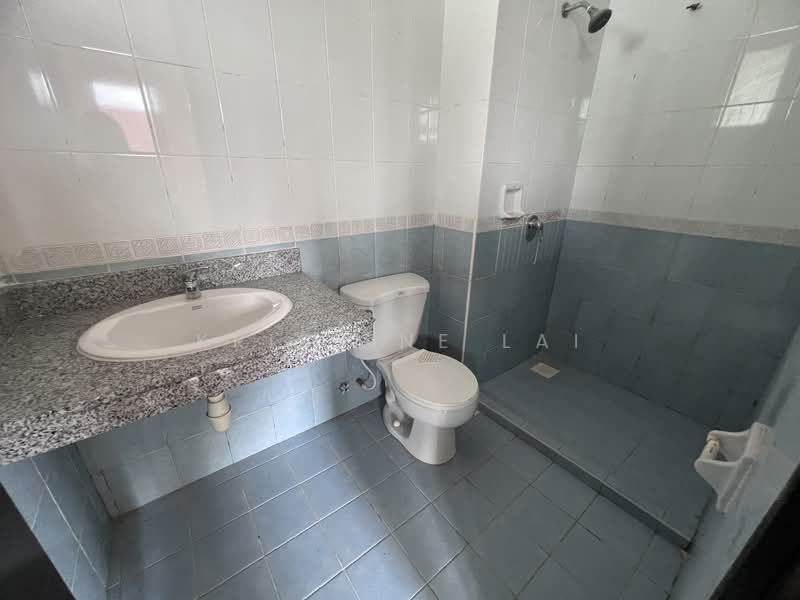 Bungalow for Sale in Sungai Long (Bandar Sungai Long) - Kristine Lai - Bathroom - PropertyGuru.com.my
