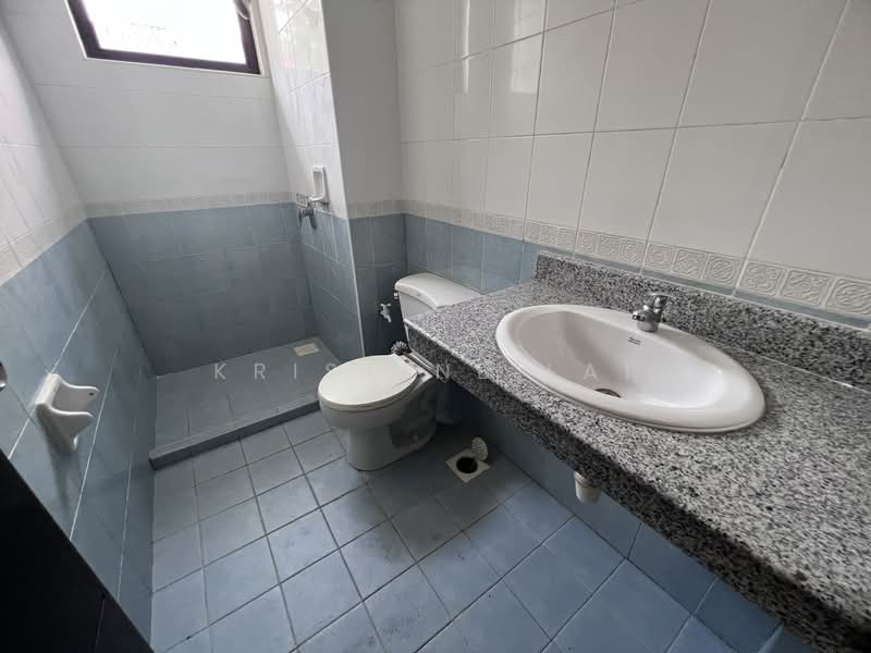 Bungalow for Sale in Sungai Long (Bandar Sungai Long) - Kristine Lai - Bathroom - PropertyGuru.com.my