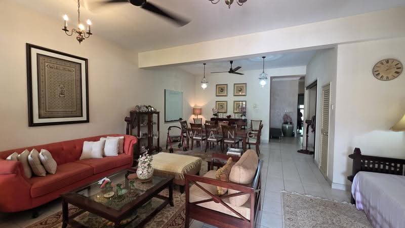 Rumah Teres 2-Tingkat untuk Dijual di Kota Kemuning (Shah Alam) - J J - Living Room - PropertyGuru.com.my