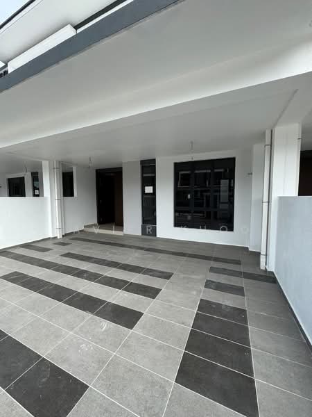 2-storey Terraced House for Sale in Setia Utama (Setia Alam) - ZAVIER KHOO - Exterior - PropertyGuru.com.my