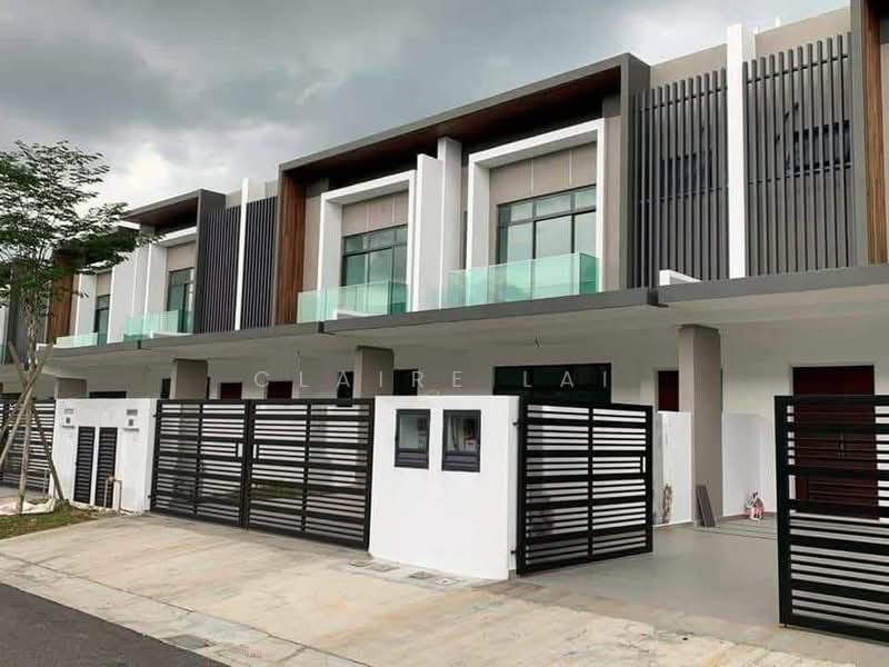 2-storey Terraced House for Sale in Taman Sutera Utama (Skudai) - Claire Lai - Exterior - PropertyGuru.com.my