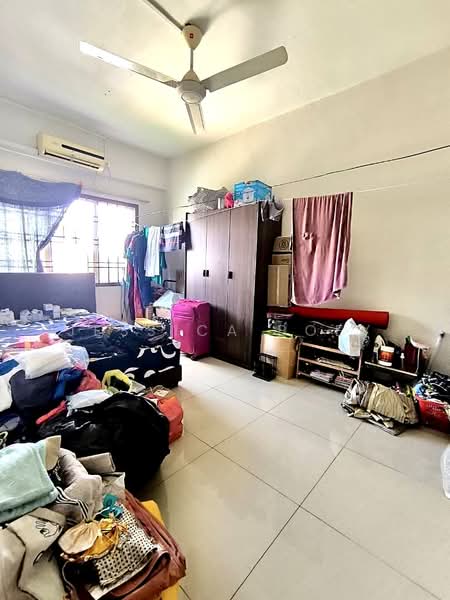 Pangsapuri untuk Dijual di Sri Kenari Apartment - Jessica Boey - Bedroom - PropertyGuru.com.my
