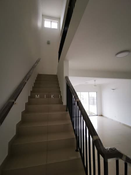 Rumah Teres 2 Tingkat untuk Dijual di Bandar Rimbayu (Telok Panglima Garang) - Miki You - Interior - PropertyGuru.com.my