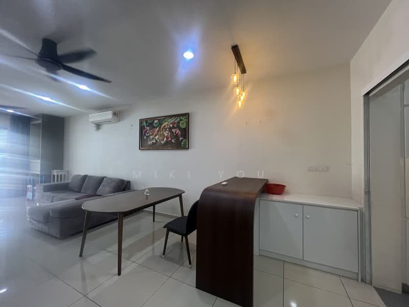 Rumah Teres 2 Tingkat untuk Dijual di Bandar Rimbayu (Telok Panglima Garang) - Miki You - Living Room - PropertyGuru.com.my