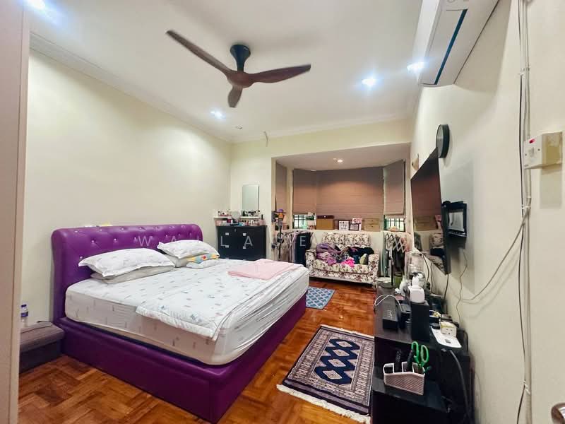 2-storey Terraced House for Sale in Taman Daya (Johor Bahru) - Wallace Ang - Bedroom - PropertyGuru.com.my