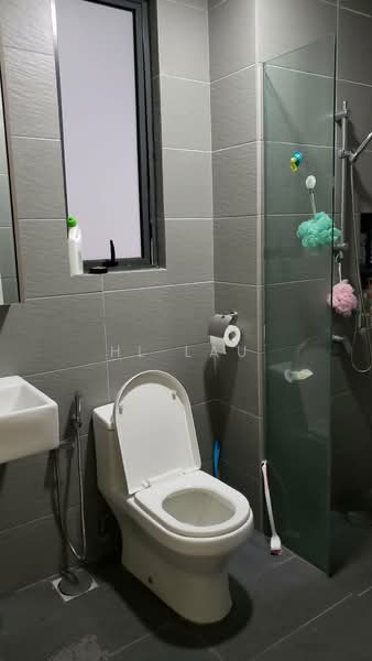 Servis Apartment untuk Dijual di Petalz Residences - HL Lau - Bathroom - PropertyGuru.com.my