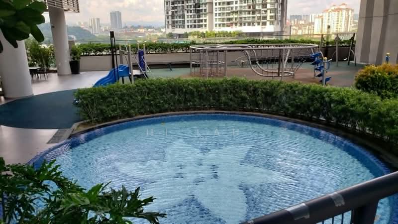 Servis Apartment untuk Dijual di Petalz Residences - HL Lau - Pool - PropertyGuru.com.my