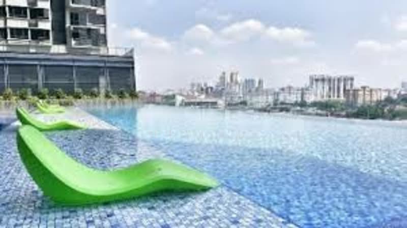 Servis Apartment untuk Dijual di Petalz Residences - HL Lau - Pool - PropertyGuru.com.my