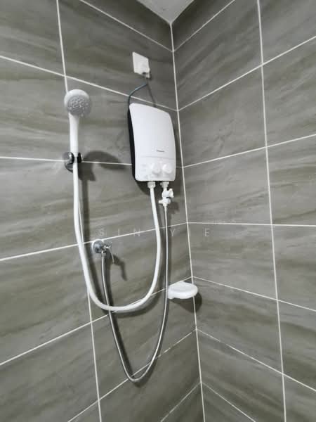 Servis Apartment untuk Dijual di KSL Residence @ Daya - Sin Yie - Bathroom - PropertyGuru.com.my