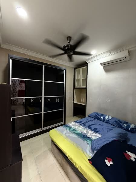 Rumah Teres 1 Tingkat untuk Disewa di Taman Dato Demang (Seri Kembangan) - Bryan Cheng - Bedroom - PropertyGuru.com.my