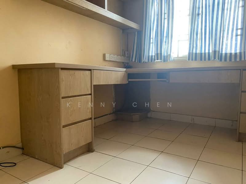 Apartment for Sale at Desa Saujana - Kenny Chen - Study - PropertyGuru.com.my