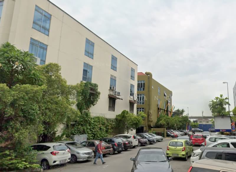 Shop for Rent in Puchong (Selangor) - Apple Chang - Exterior - PropertyGuru.com.my