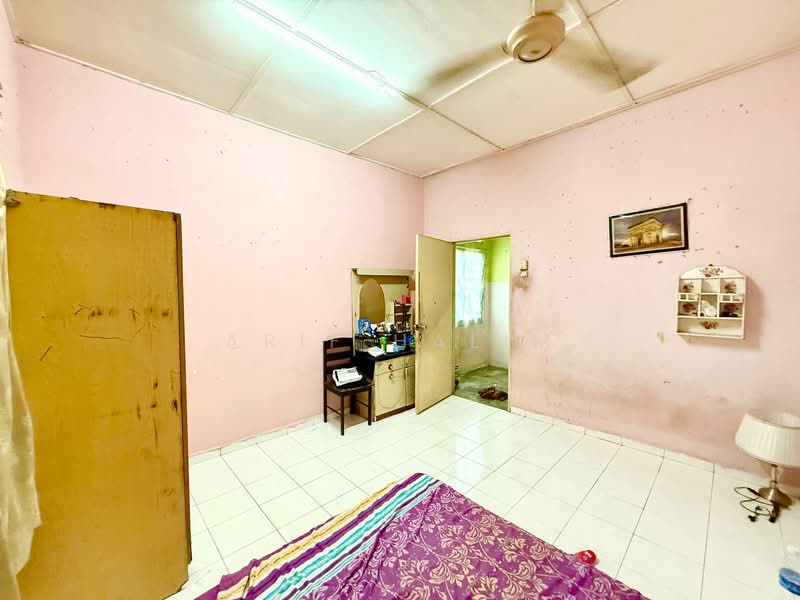 Terraced House for Sale in Bandar Rinching (Semenyih) - Arif Halim - PropertyGuru.com.my
