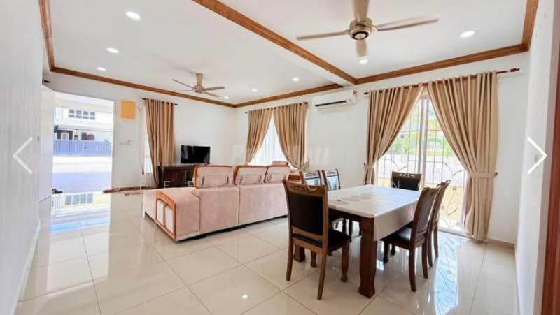 2-storey Terraced House for Sale in Seremban (Negeri Sembilan) - Jeffrey Chong - Living Room - PropertyGuru.com.my