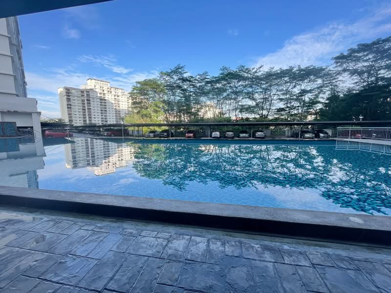 Kondominium untuk Dijual di Suasana Lumayan - Martin Yeoh - Pool - PropertyGuru.com.my