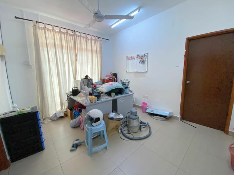 2-storey Terraced House for Sale in Taman Bestari Indah (Ulu Tiram) - Zack Chow - Study - PropertyGuru.com.my