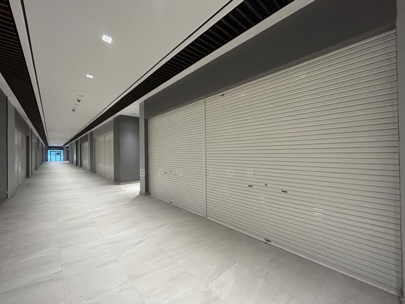 Shop / Office for Rent in Kota Damansara (Selangor) - Ben Lor - Corridor - PropertyGuru.com.my