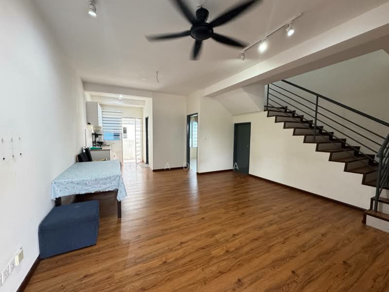 2-storey Terraced House for Rent in Cyberjaya (Selangor) - Ahmad Faiz - Living Room - PropertyGuru.com.my