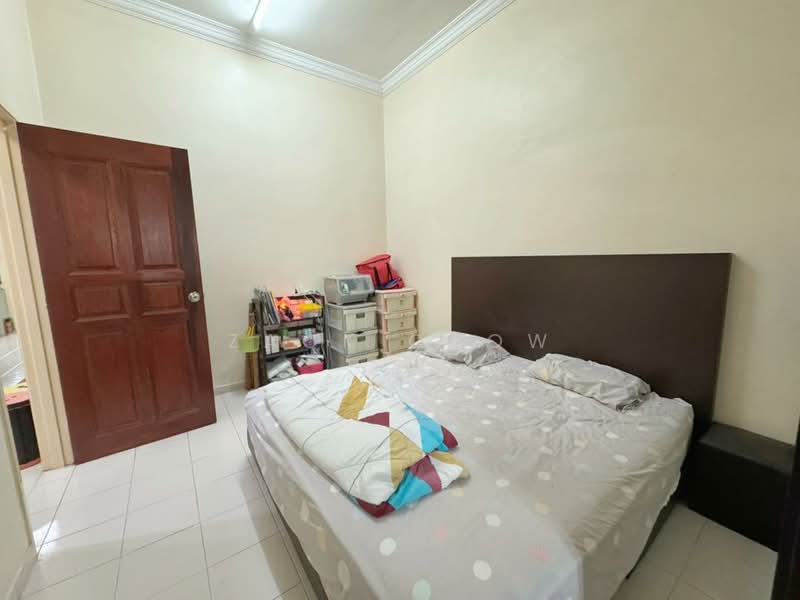 Rumah Teres 1 Tingkat untuk Dijual di Taman Puteri Wangsa (Ulu Tiram) - Zack Chow - Bedroom - PropertyGuru.com.my