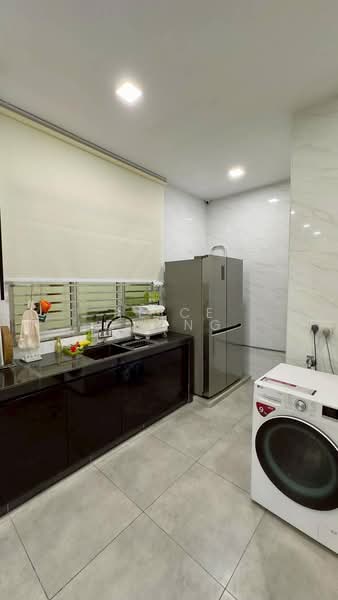 Rumah Berkembar untuk Dijual di Taman Lagenda Putra (Kulai) - Alice Chong - Kitchen - PropertyGuru.com.my