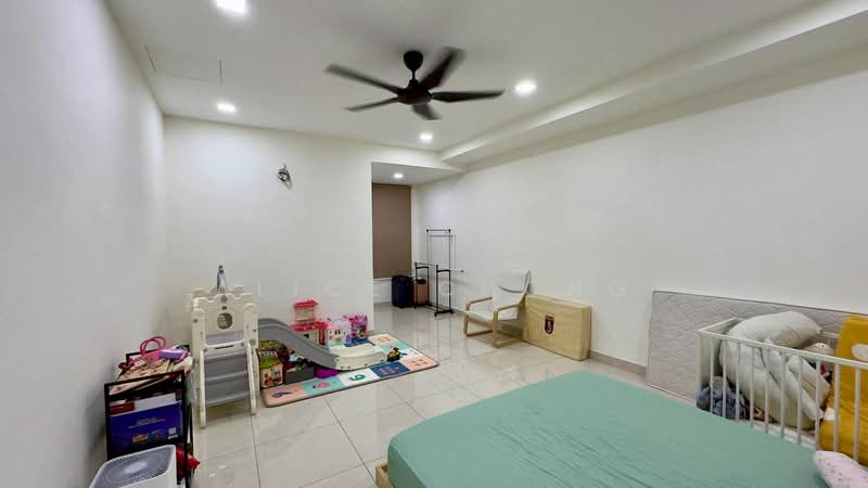 Rumah Berkembar untuk Dijual di Taman Lagenda Putra (Kulai) - Alice Chong - Bedroom - PropertyGuru.com.my