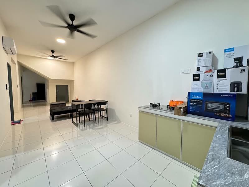 Townhouse for Rent in Dengkil (Selangor) - Ahmad Faiz - Living Room - PropertyGuru.com.my