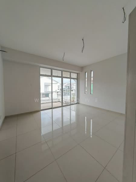 Semi-Detached House for Sale in Kangkar Pulai (Skudai) - Wee Howe - Balcony - PropertyGuru.com.my