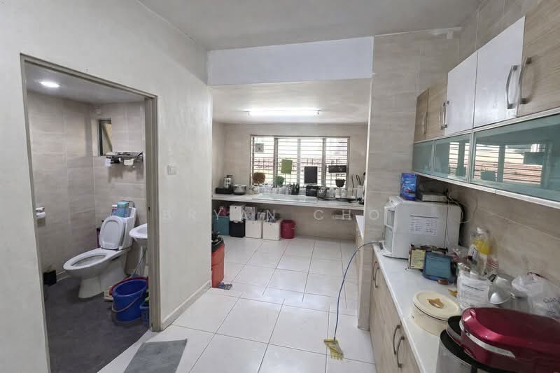 2-storey Terraced House for Sale in Bandar Teknologi Kajang (Kajang) - Bryan Cho - Kitchen - PropertyGuru.com.my