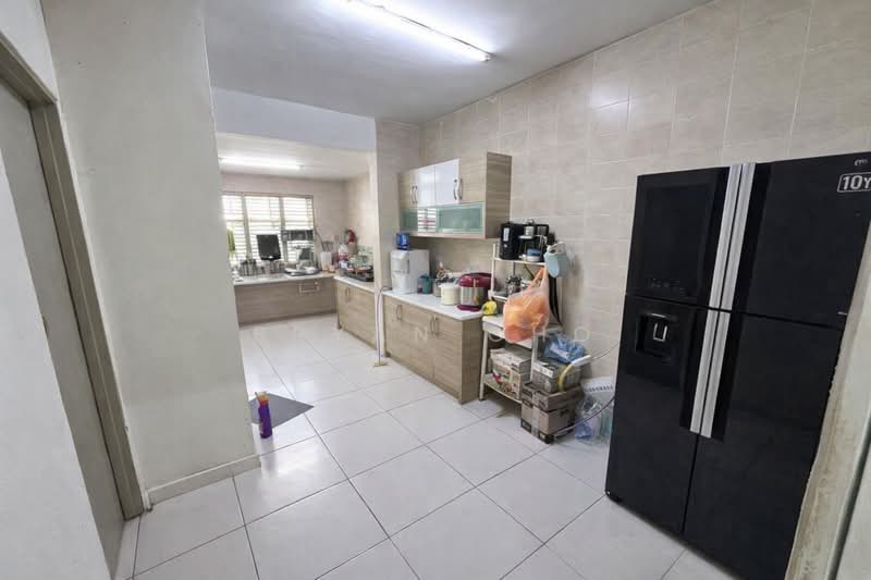 2-storey Terraced House for Sale in Bandar Teknologi Kajang (Kajang) - Bryan Cho - Kitchen - PropertyGuru.com.my