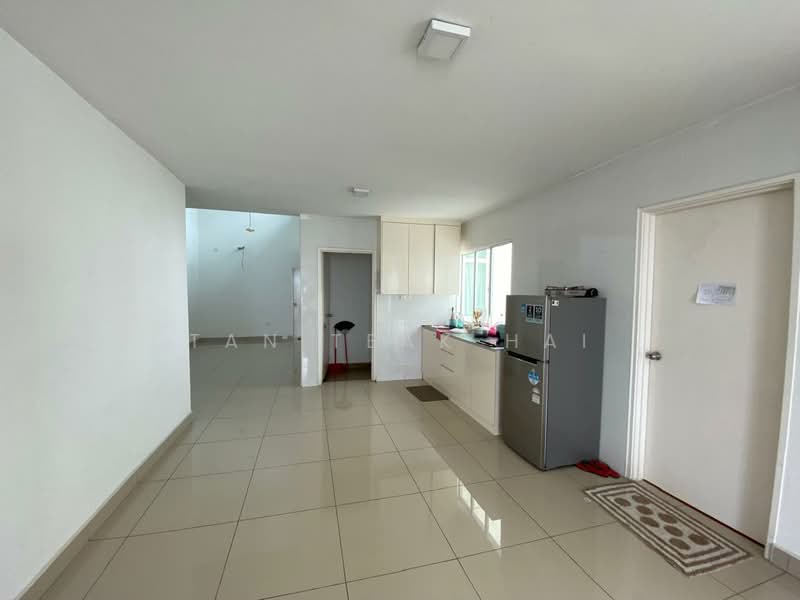 Apartment for Sale at Nusa Heights (Nusa Puncak) - Tan Teak Hai - Kitchen - PropertyGuru.com.my