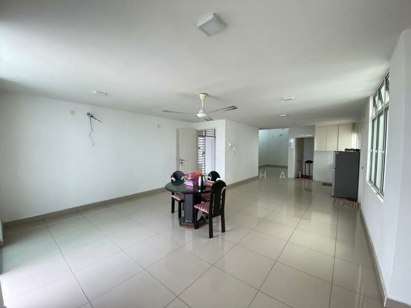 Apartment for Sale at Nusa Heights (Nusa Puncak) - Tan Teak Hai - Living Room - PropertyGuru.com.my