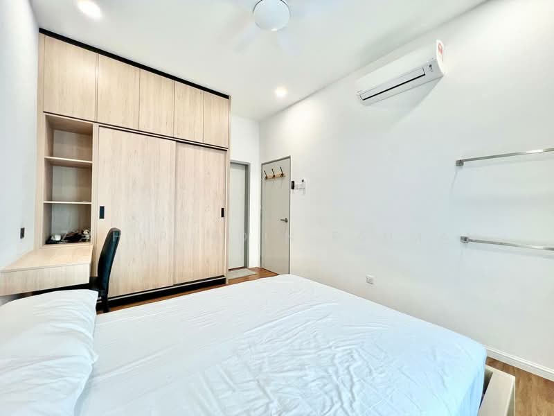 Condominium for Rent at Residensi Armani @ Bukit Lanjan - Zahiruddin Rahman - Bedroom - PropertyGuru.com.my