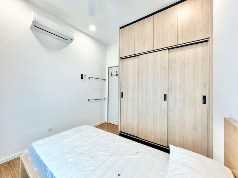 Condominium for Rent at Residensi Armani @ Bukit Lanjan - Zahiruddin Rahman - Bedroom - PropertyGuru.com.my