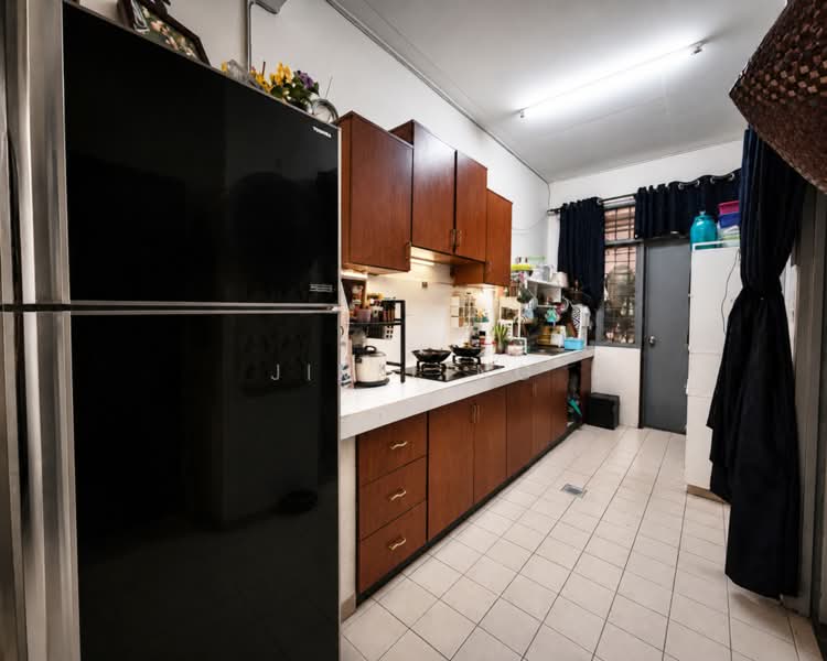 Rumah Teres 1 Tingkat untuk Dijual di Bandar Saujana Putra (Tanjong Duabelas) - Jim Ling - Kitchen - PropertyGuru.com.my