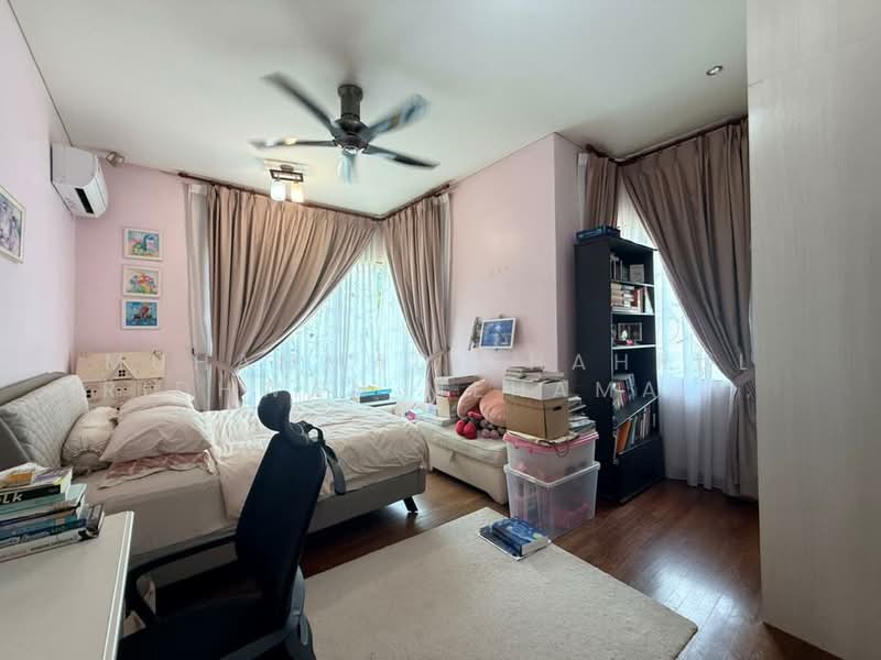 Rumah Banglo untuk Dijual di Kayangan Heights (Shah Alam) - Muhammad Shahrul Ridhwan Mehamad Nasir - Bedroom - PropertyGuru.com.my