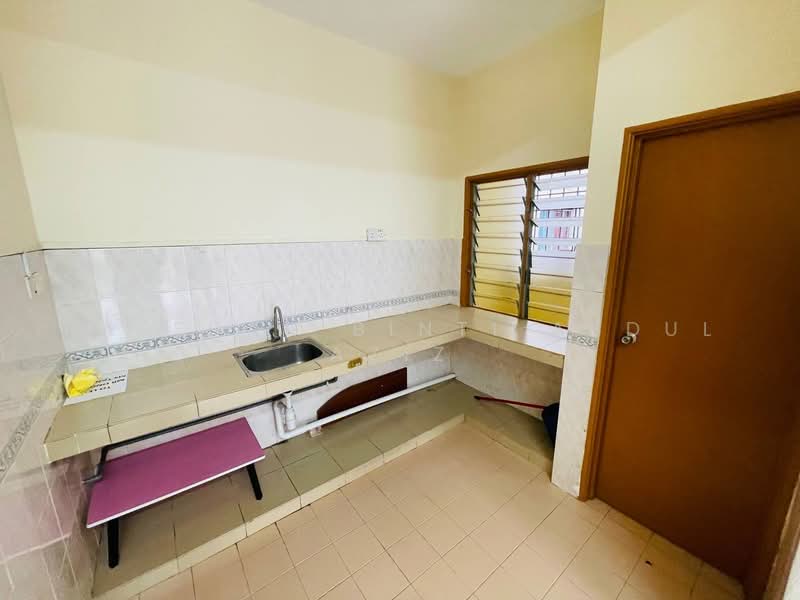 Apartment for Sale at Pangsapuri Sri Alpinia - Rafedah Binti Abdul Aziz - PropertyGuru.com.my