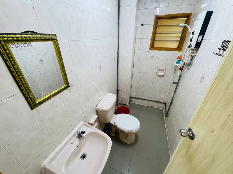 Apartment for Sale at Pangsapuri Sri Alpinia - Rafedah Binti Abdul Aziz - PropertyGuru.com.my