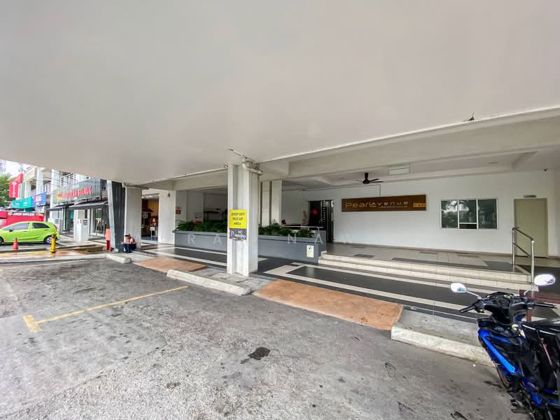 Condominium for Sale at Pearl Avenue - Fauran Nawawi - PropertyGuru.com.my
